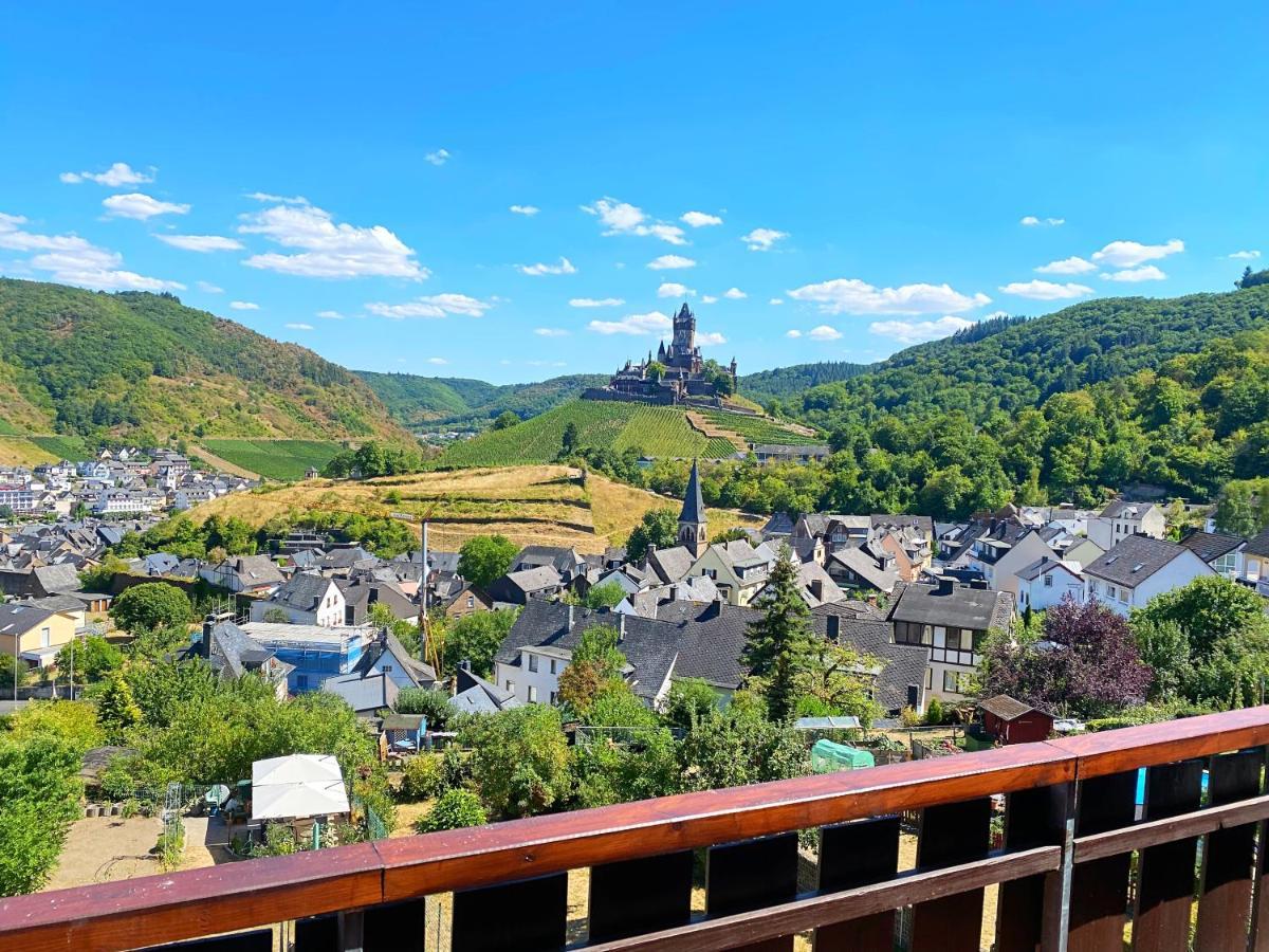 Burg Panorama Blick Moderne Zentrale Fewo Кохем Экстерьер фото